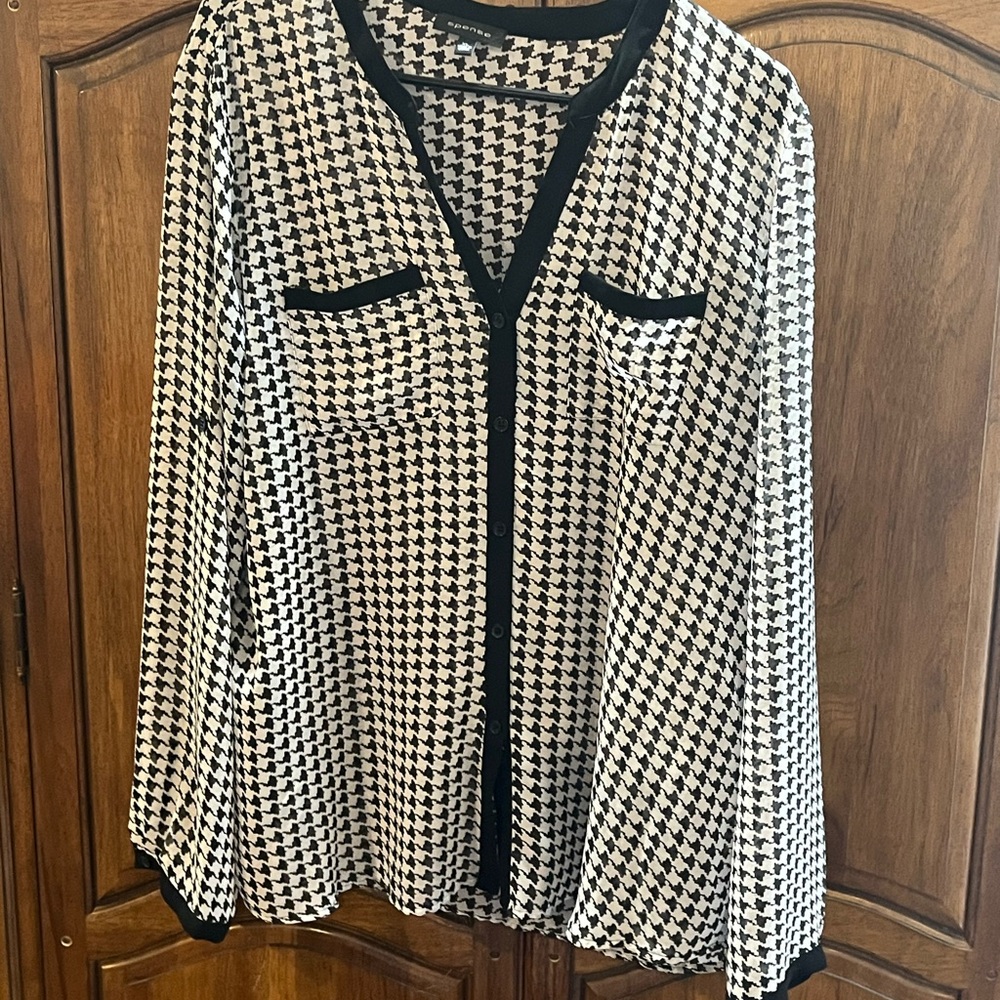 Spense Black and White Houndstooth Blouse